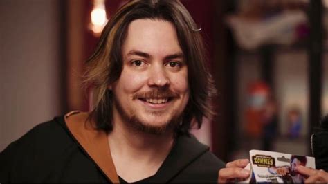 Arin Hanson .